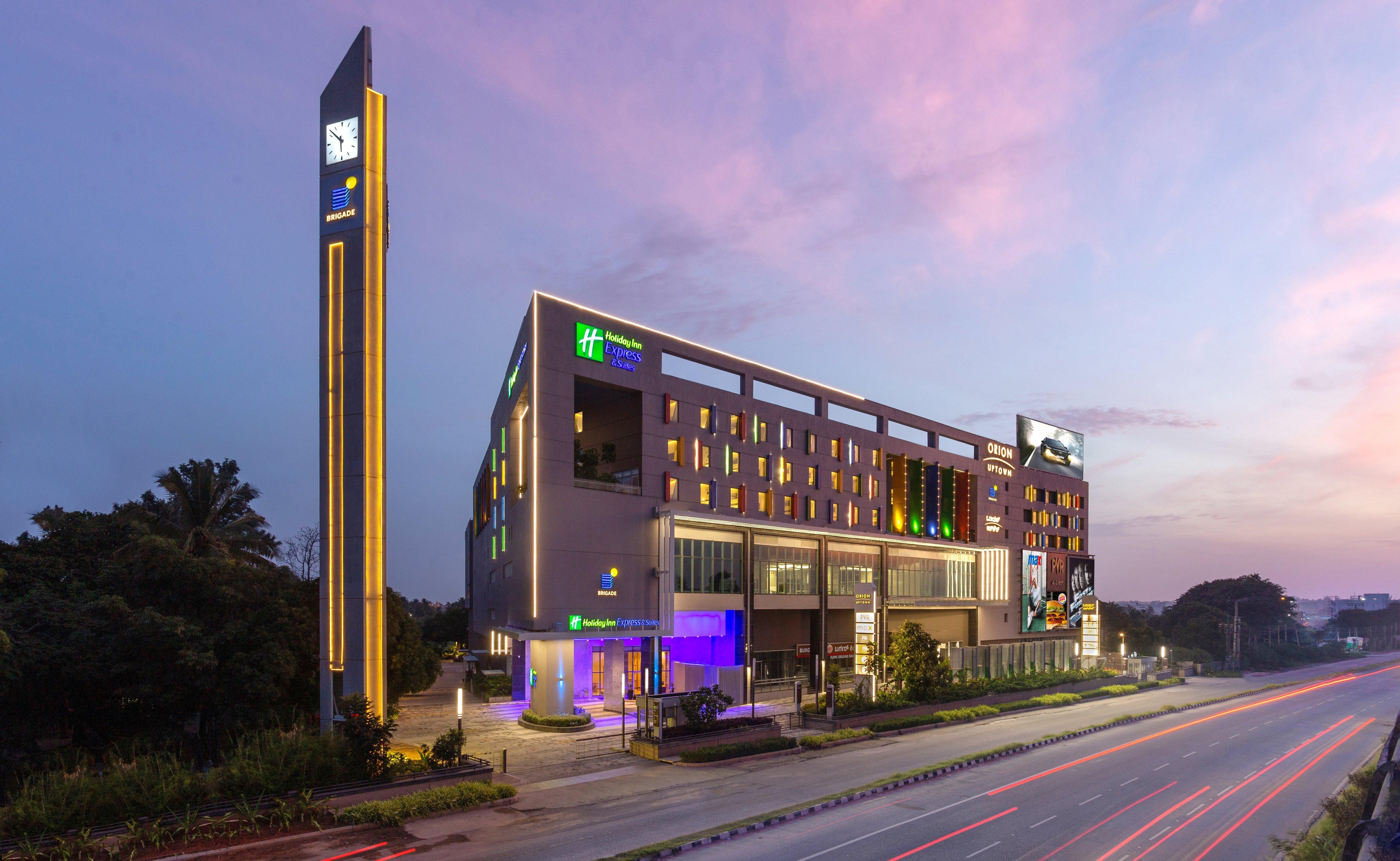 Holiday Inn Express & Suites Bengaluru Old Madras Road, An Ihg Hotel Exterior photo